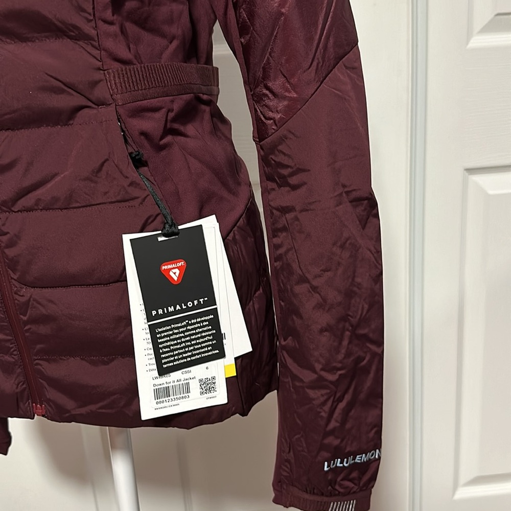 Lululemon(First Release) Cassis Down For it All Jacket, size 6 - Picture 3 of 9